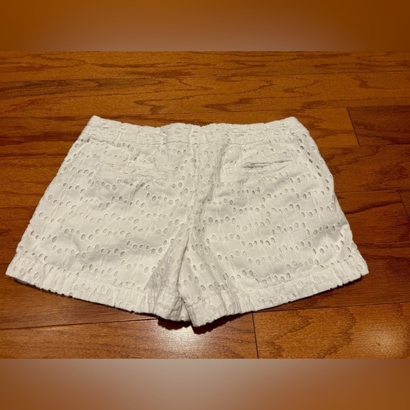 Vineyard Vines girls summer shorts - Picture 3 of 3